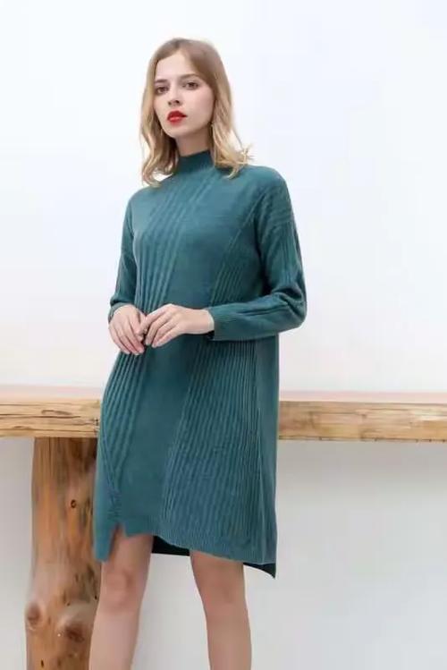 佳佳服装工厂店 开启加盟致富新篇章，鞋帽批发零售一站式服务